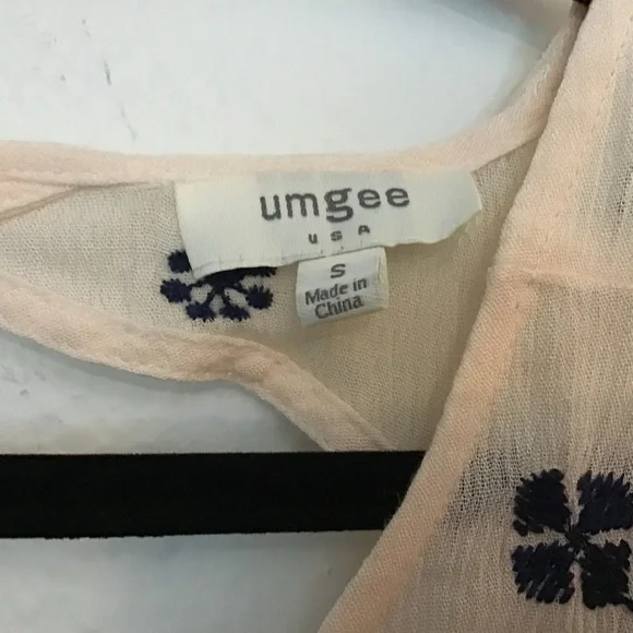 Umgee Embroidered Tunic Top - Picture 3 of 5